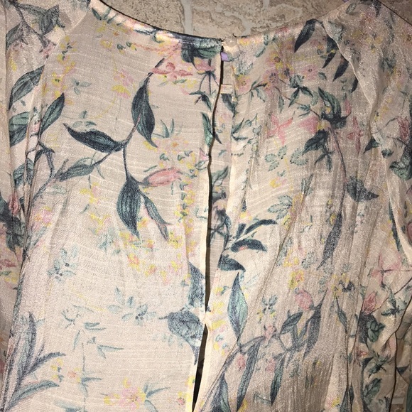 ✅Lauren Conrad Blouse - Picture 7 of 8